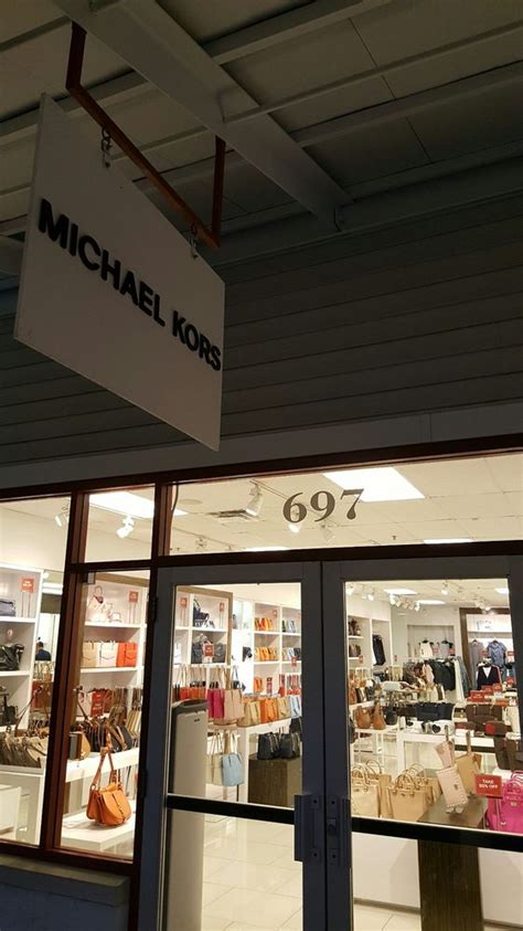 Michael Kors store leesburg va